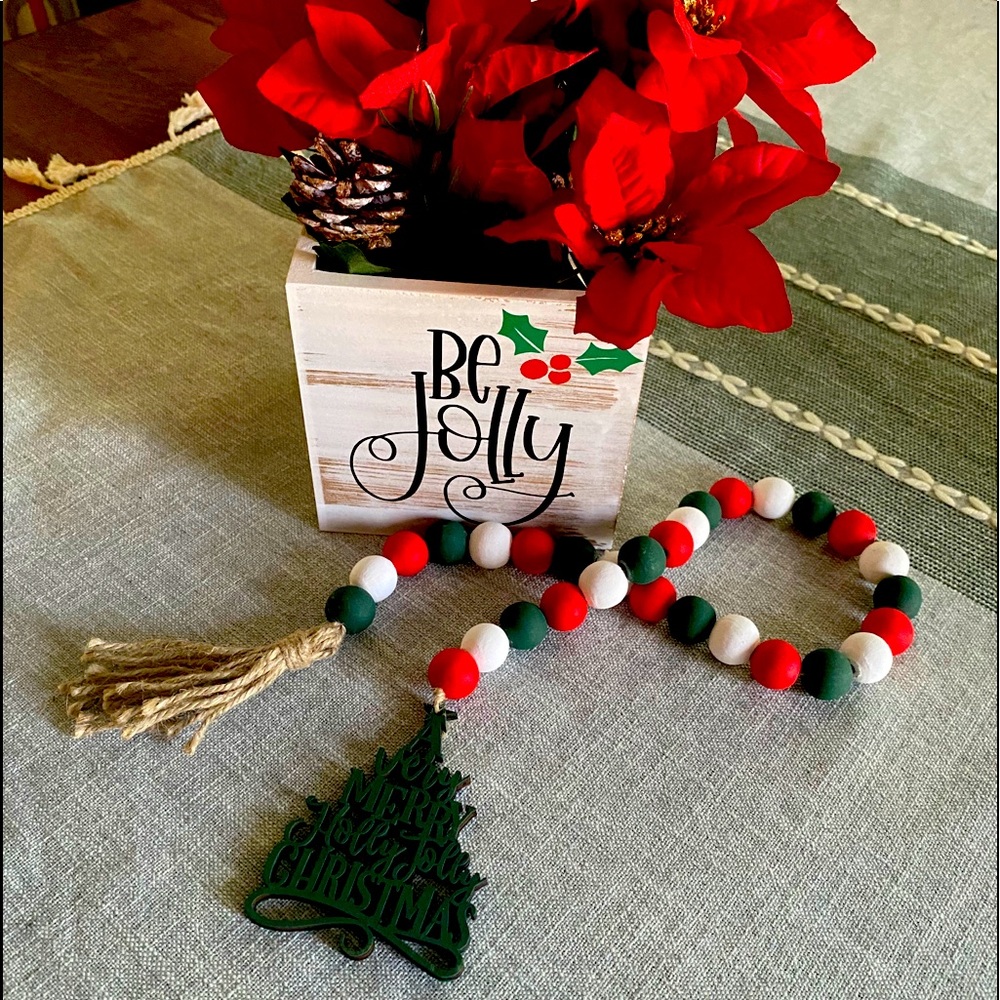 Christmas Floral Box and Farmhouse Bead Garland